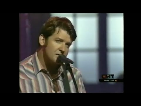 Bruce Robison | Travelin' Soldier (live @ grand ole opry)