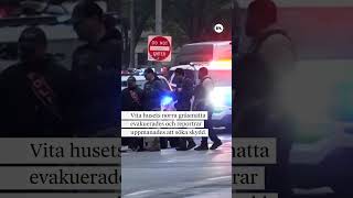 Här kastar sig reportern ner på marken underskottlossningen Här kastar sig reportern ner på marken underskottlossningen