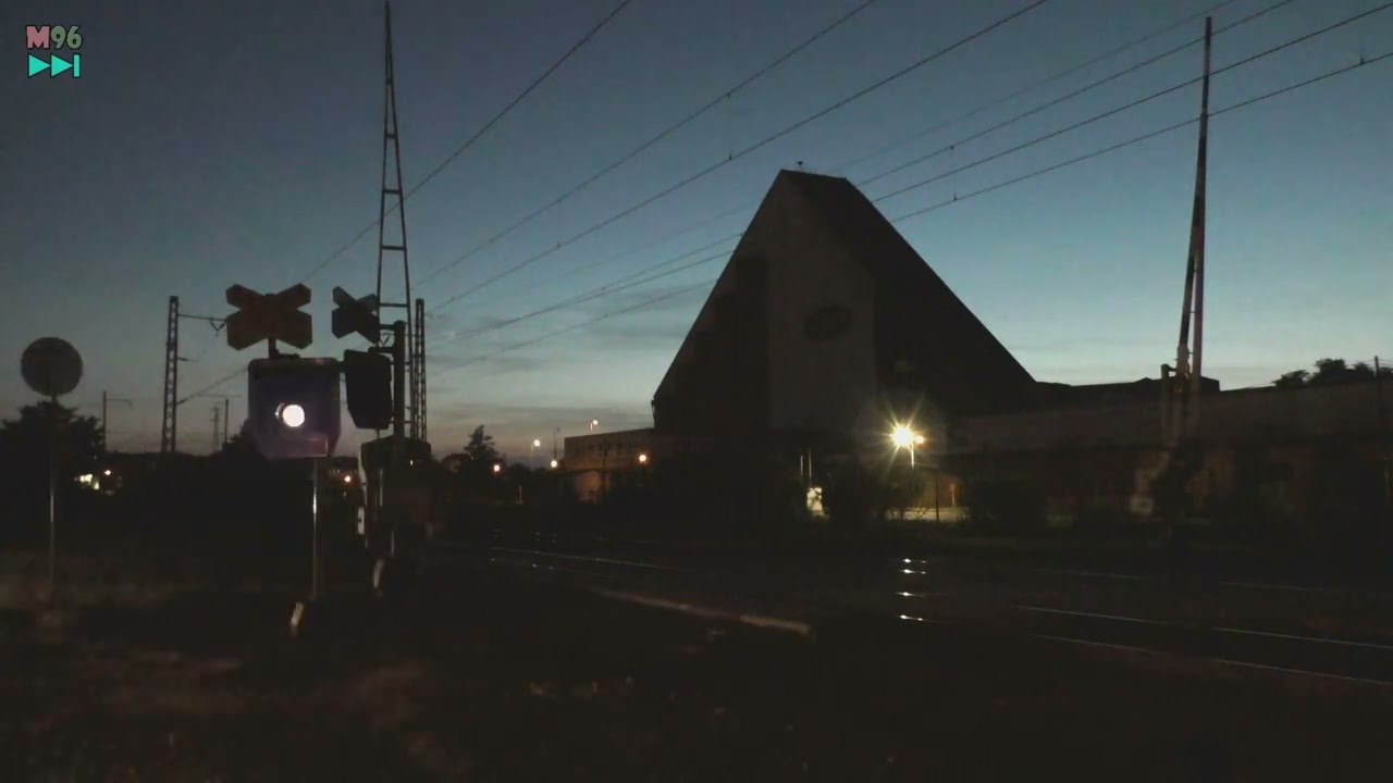 LAPSE SHOT #151 - železniční přejezd Dobříň (po západu slunce - setmění)
