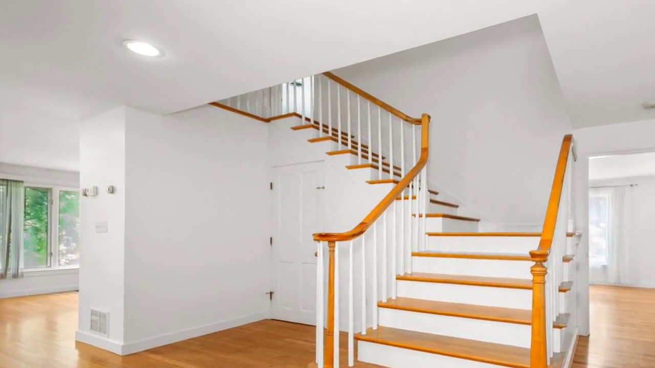 35 Chiltern Hill Drive North, Worcester, MA 01609 YouTube