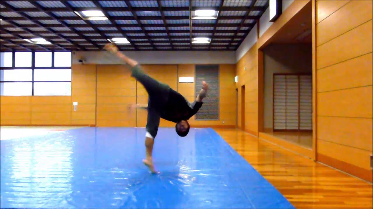 カポエイラ式側宙・トリッカーエアリアル・チートエアリアル講座　Tricker Aerial Tutorial / How to Tricking