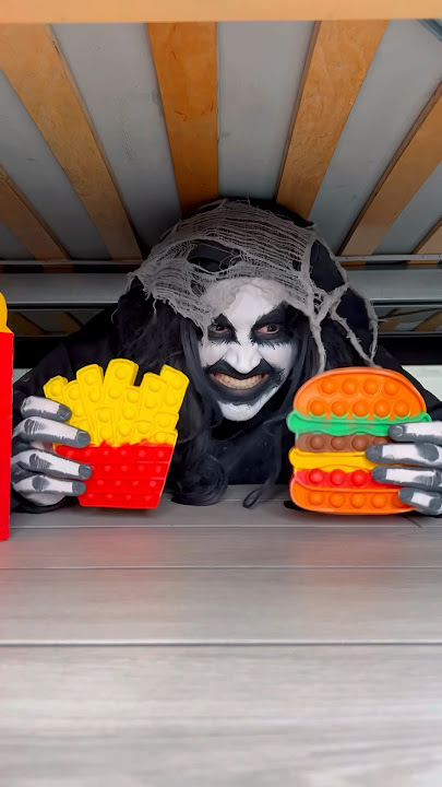 Download lagu Monster gets happy meal 🍟👻 #shorts