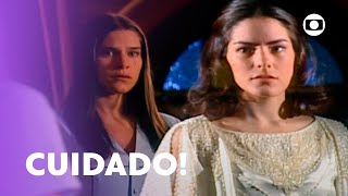 Luna aparece para Serena em seu reflexo no espelho e pede que ela tenha  cuidado! 👀 | Alma Gêmea