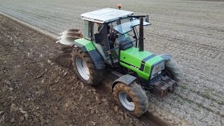 Deutz-Fahr ploughing