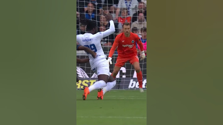 That’s one way to stop a player. 👖🚫 #clugnk #jupilerproleague