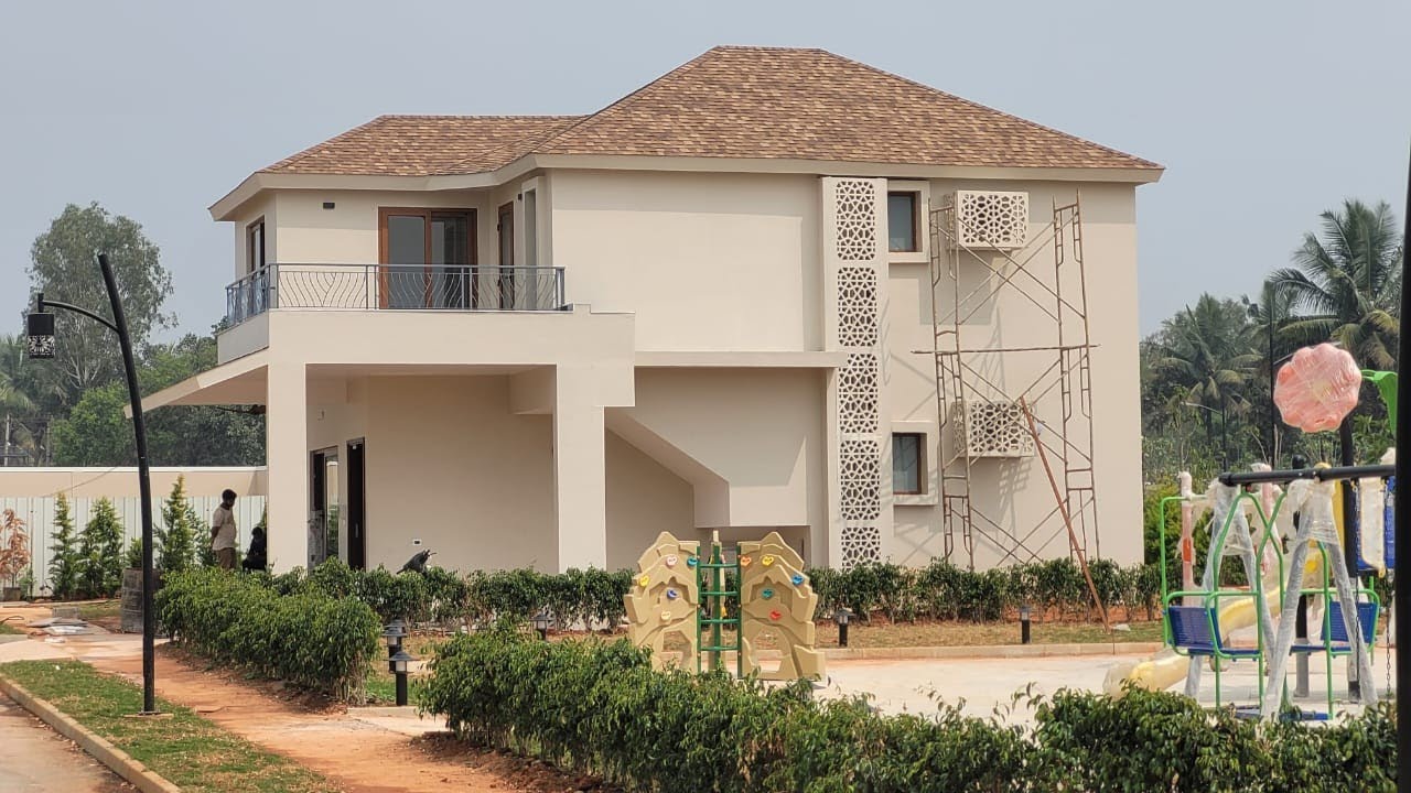 Primeone corp Beverly Woods sarjapur road Villas 9040241511 Review