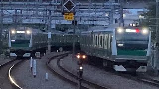 (7000番台同士の並走！) E233系ハエ119編成 大崎駅入線  ハエ104編成との並走あり!