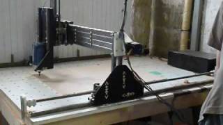 Home made Cnc router mill     Hobbycnc Emc2     first works!