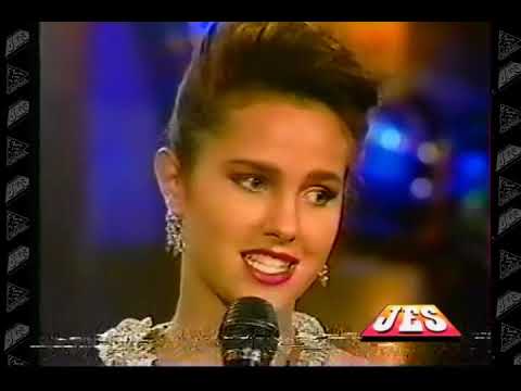 MISS UNIVERSO 1992 PAOLA TURBAY - YouTube.