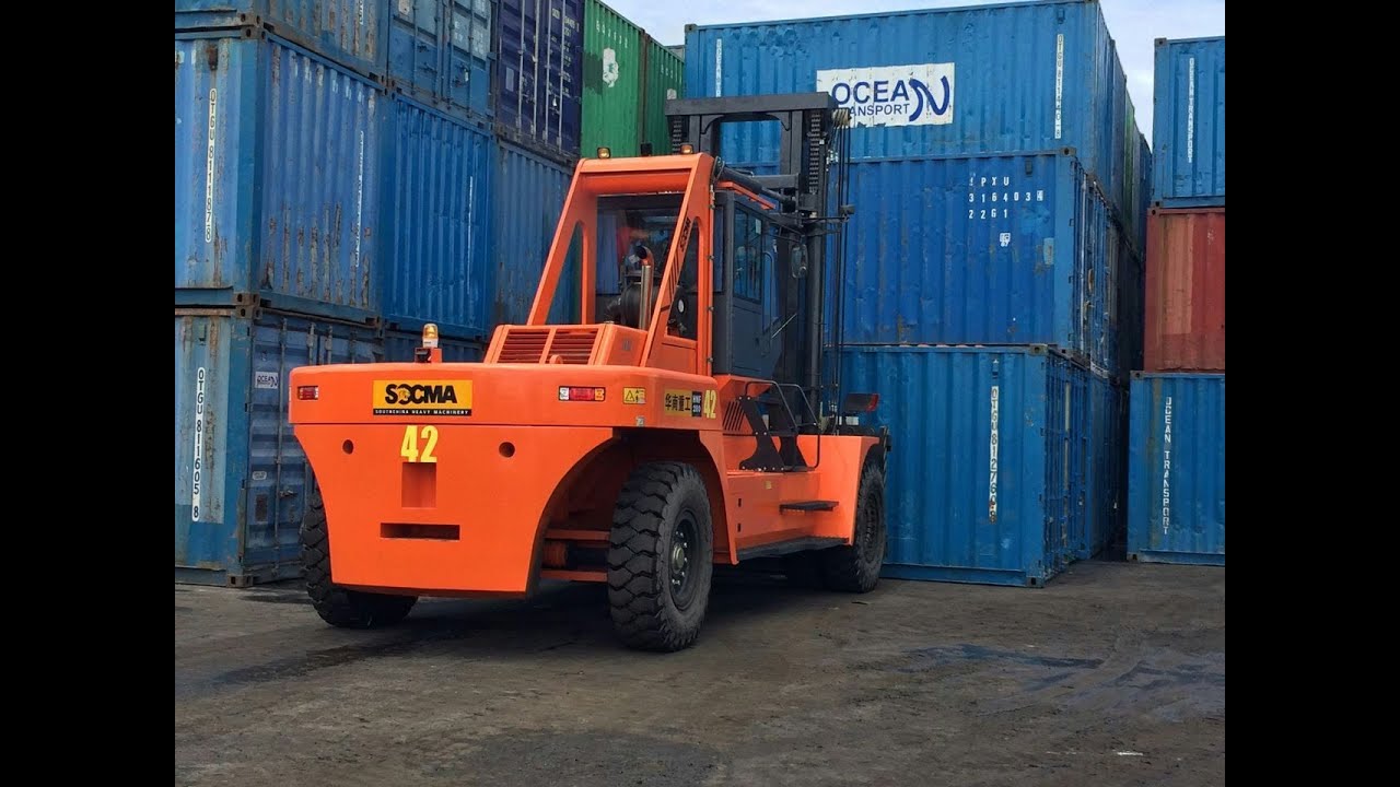 28t forklift using in Indonesia port YouTube
