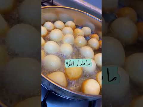 لقيمات كوبين دقيق كويتي م بكنج م خميره م زيت ثلاث ملاعق حليب بودره م سكر المويه دافيه نصب ونعجن