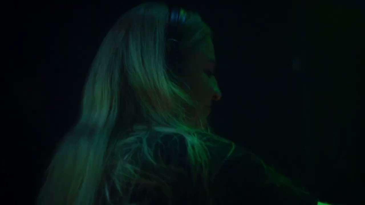 Vanessa Sukowski Antrieb #9 Mainfloor der Weiße Hase Berlin 03.02.2023 Volume Berlin