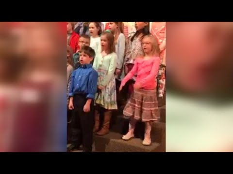6-year-old-girl-steals-the-show-during-choir-concert