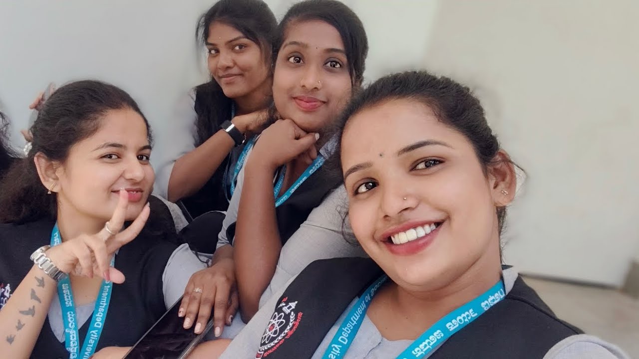 1st sem last day with friends ❤