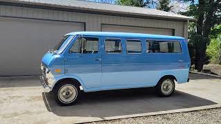 1972 Ford Econoline Club Wagon Chateau 1-OWNER 1,800 MILES! Exterior walkaround.