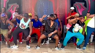 FALLY IPUPA DU NOUVEAU à LA RÉPÉTITION