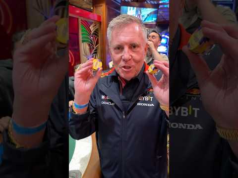 LUXOR Hotel Casino Walking Tour Las Vegas 4K Walkthrough August 2022