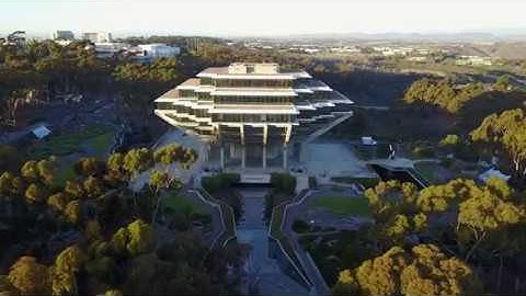 Geisel Library - UCSD [DJI Mavic Pro 4K]