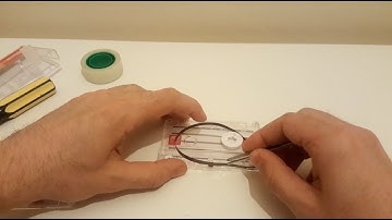 HOW TO MAKE A CASSETTE TAPE LOOP - DIY 5 SECOND LOOP (timelapse)