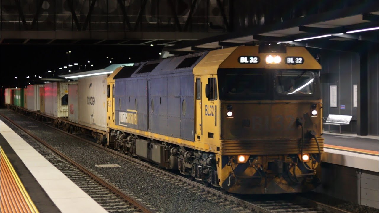 9804 BL32 on the up warrnambool freight passing South Geelong