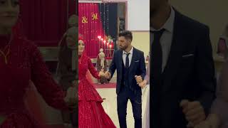 Bar Başi Geli̇n Hanim