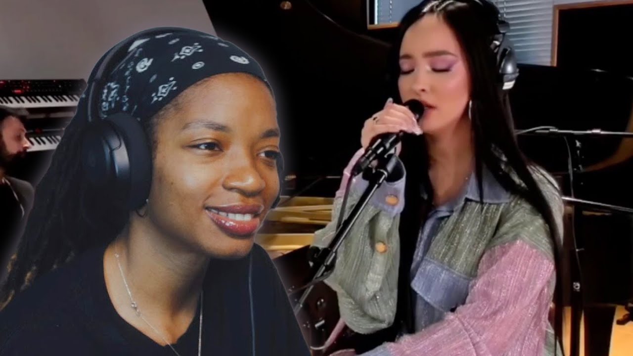 Faouzia - Anybody Else (Stripped) 😢 - Live (REACTION)