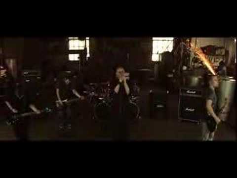 Regardez Fallback "Driven" music video sur YouTube Regardez Fallback "Driven" music video sur YouTube