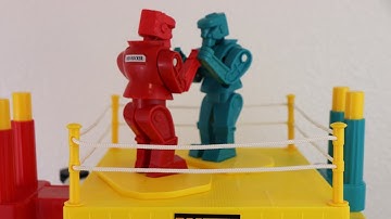 Rockem Sockem robot game challenge. Savar Toys review