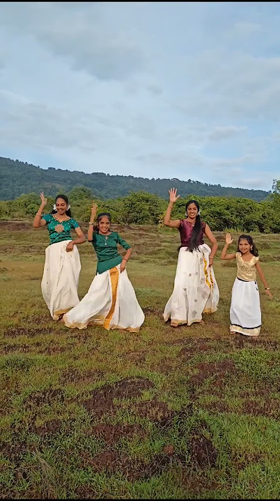 Kuttanadan Punjayile-Kerala Boat Song(Vidya Vox)#shorts #onam2022 #dance #onamspecial #viral