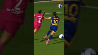 That footwork though. 😮‍💨 #nwsl #soccer #football