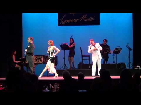 DANIEL ALEXIS Tango Show, Canta "Vamos todavía", en Esquina Homero Manzi.