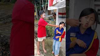 Adik Nono Injek Kotoran Ayam, Kakak Hanum Malah Disuruh Bauin 😂