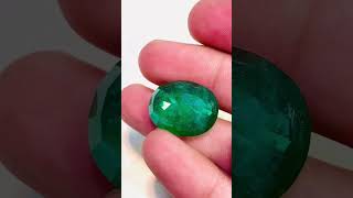 Natural Emerald stone’s different size and quality #emerald #viral #viralvideo #gemstone