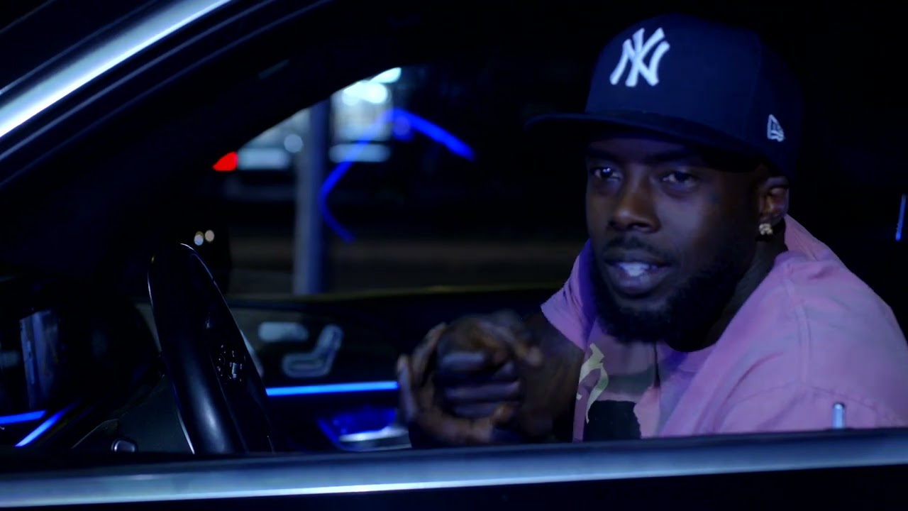 Freetown - Deebo (Official Video) auf YouTube ansehen Freetown - Deebo (Official Video) auf YouTube ansehen