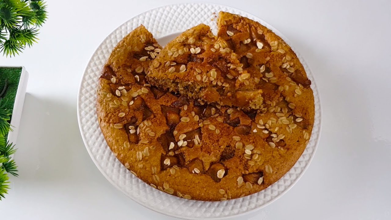 كيكة الشوفان الصحيه بالتفاح المكرمل بدون سكر خفيفه جدا والطعم يجنن