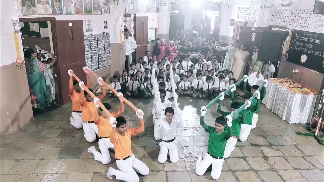 Barkat English High School(Byculla) Patriotic "Jai Ho" Song "Bamboo