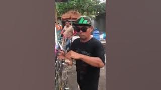 VIRAL VIDEO TUKANG POP ICE BIKIN KETAWA NGAKAK