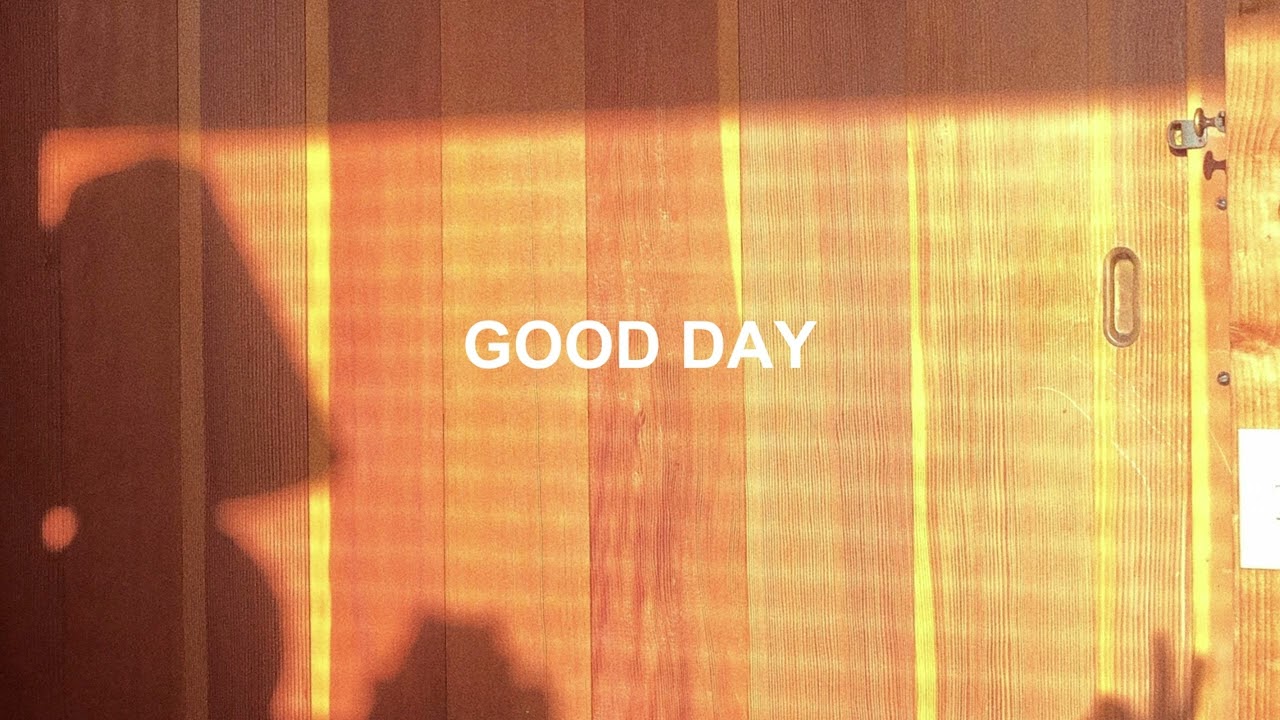 Gorillaz - Feel Good Inc. (Official Video)