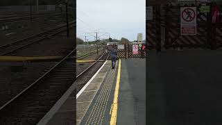1371 - LNER Azuma 801214 flying thru Darlington for Edinburgh - 14Apr26 #eastcoastmainline #lner