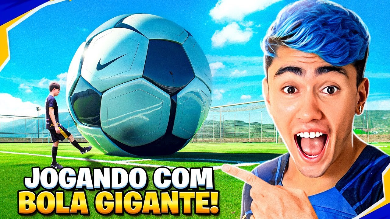 JOGANDO FUTEBOL COM A BOLA DE FUTEBOL GIGANTE!