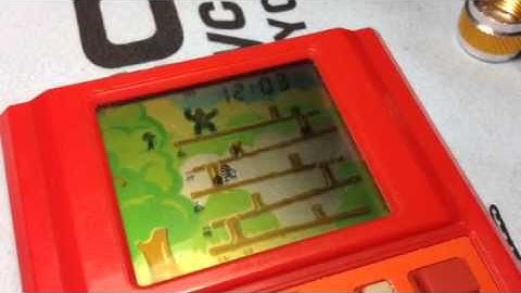 VTL Monkey Jump 1982 LCD game