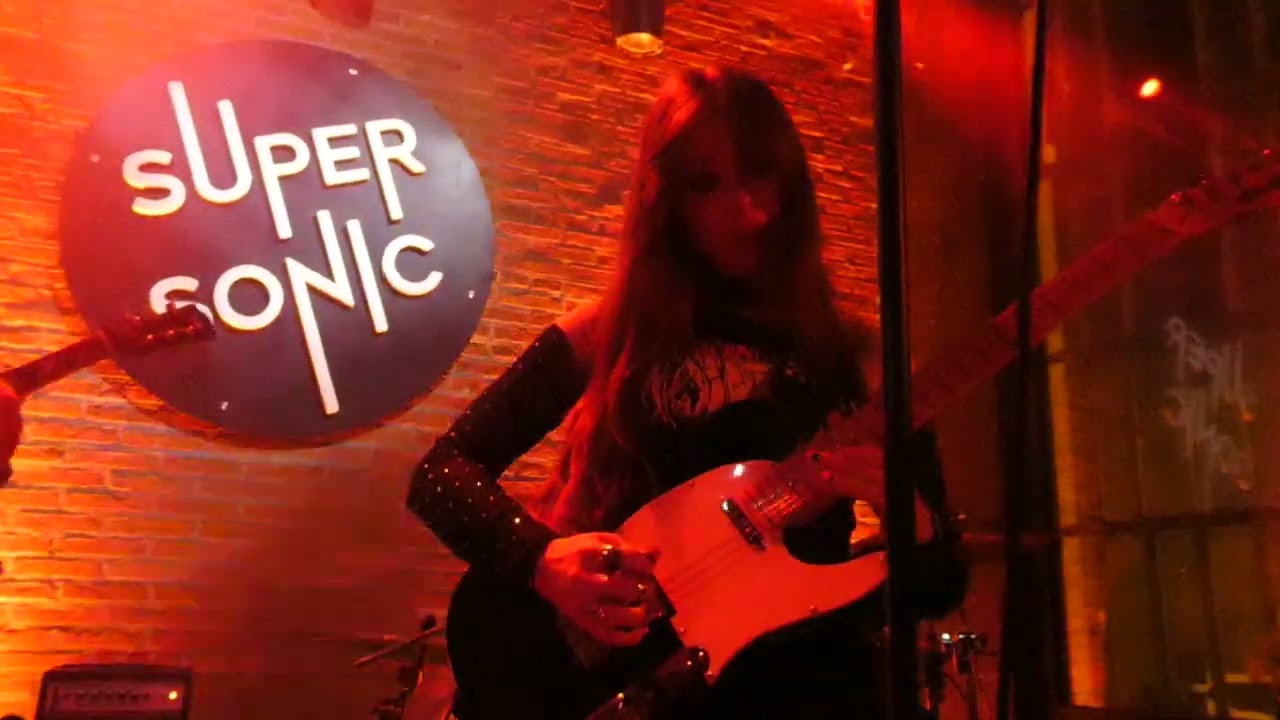 Kim Melville "One More Chance" Live Paris 2024