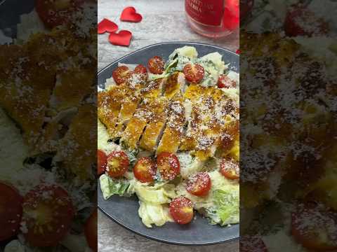 Салат, как в ресторане 🥗#рецепты #салатцезарь #цезарь #салаты #салатскурицей