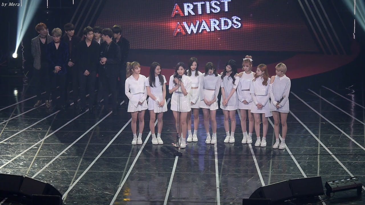 161116 트와이스 (TWICE)  방탄소년단(BTS) 베스트아티스트상 3개국어소감 [전체] 직캠 Fancam (Asia Artist Awards ) by Mera