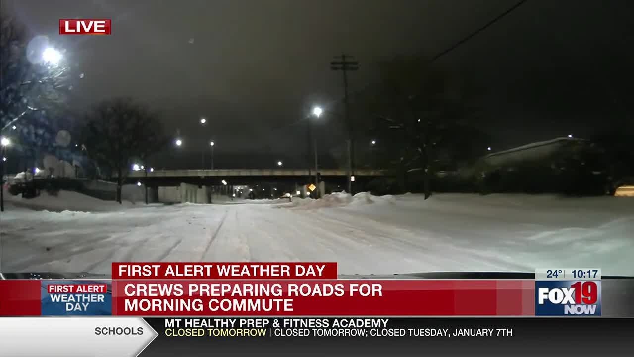 Crews preparing roads for morning commute - YouTube