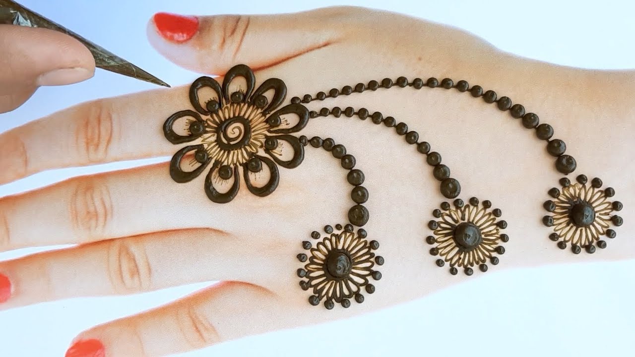 Beautiful back hand jewellery mehndi design | Navratri Easy simple ...