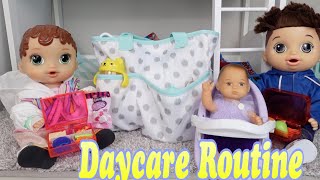 Packing Baby Alive Abby's Diaper bag for Daycare and Before Daycare Routine