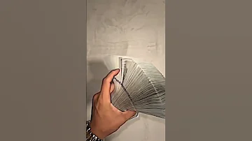 عندي كومه فلوس 