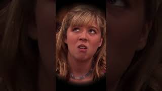 Shirtless Gibby Gets Spied On? Icarly