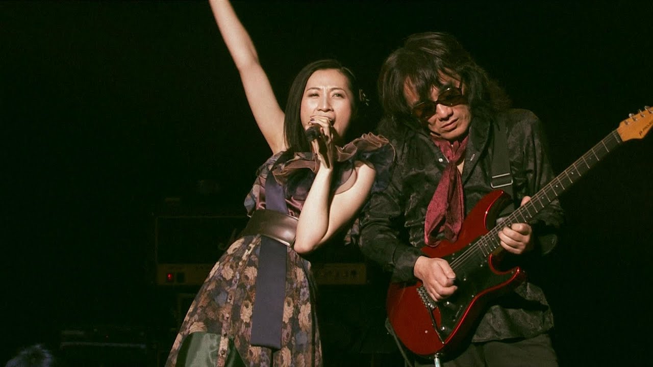 ♪ 音楽 “Music” ～ 三人がノリノリの定番曲、メンバー紹介もあり